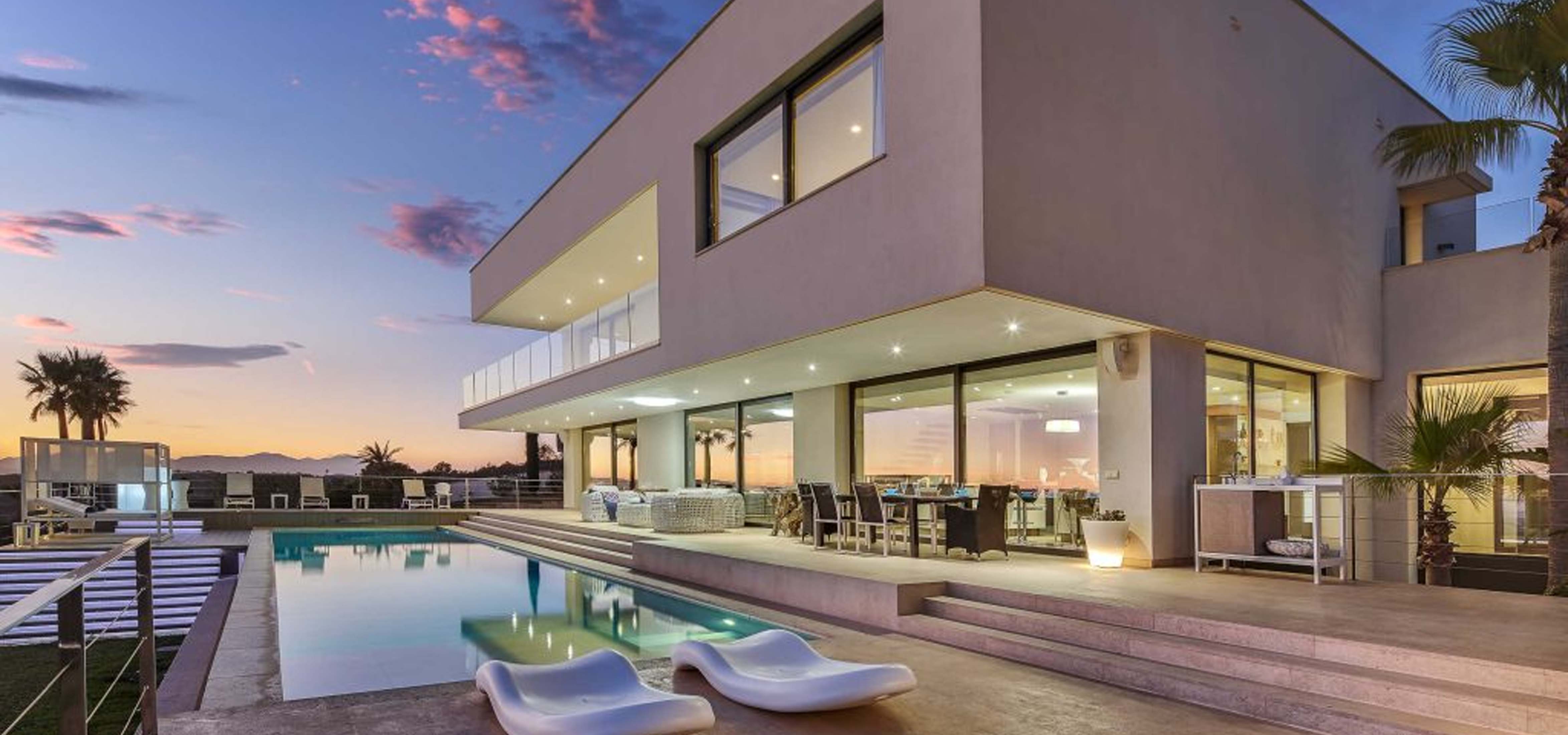 How to Handle Property Maintenance in Luxury Villas